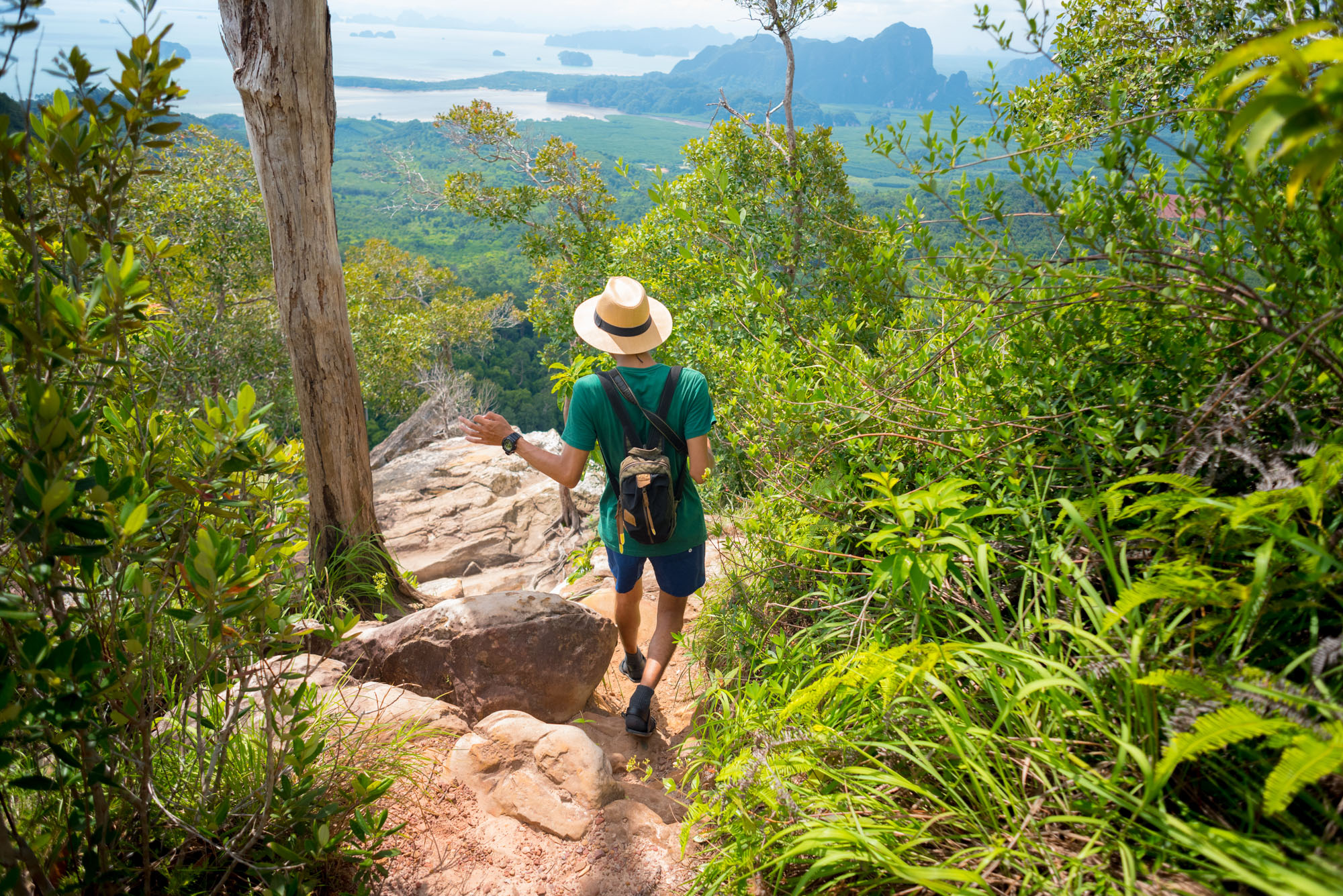 A Best Time to Hike in Dragon Crest Mountain
